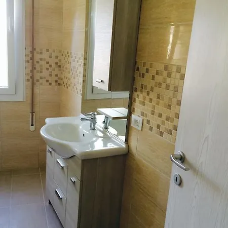 Apartman Aries Apart *
